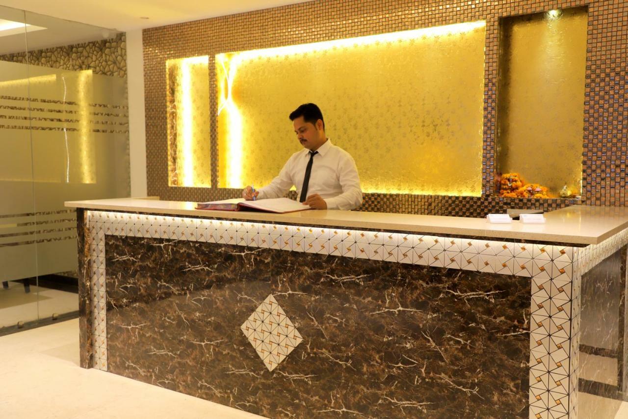 Hotel The Vegas Delhi Airport- A Boutique Hotel New Delhi Ngoại thất bức ảnh